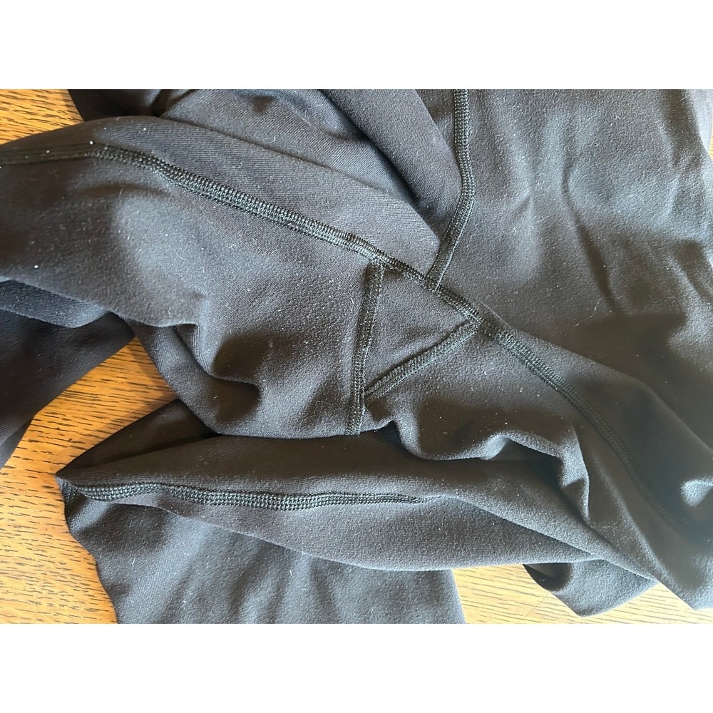 Lululemon Women's Leggings – Size 8 – Black - Picture 7 of 10